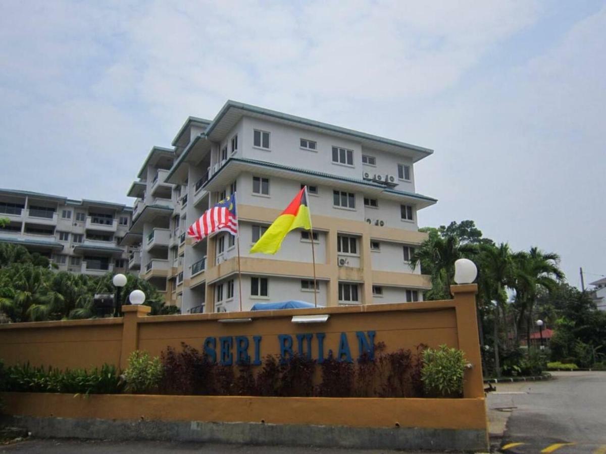 Seri Bulan Teluk Kemang